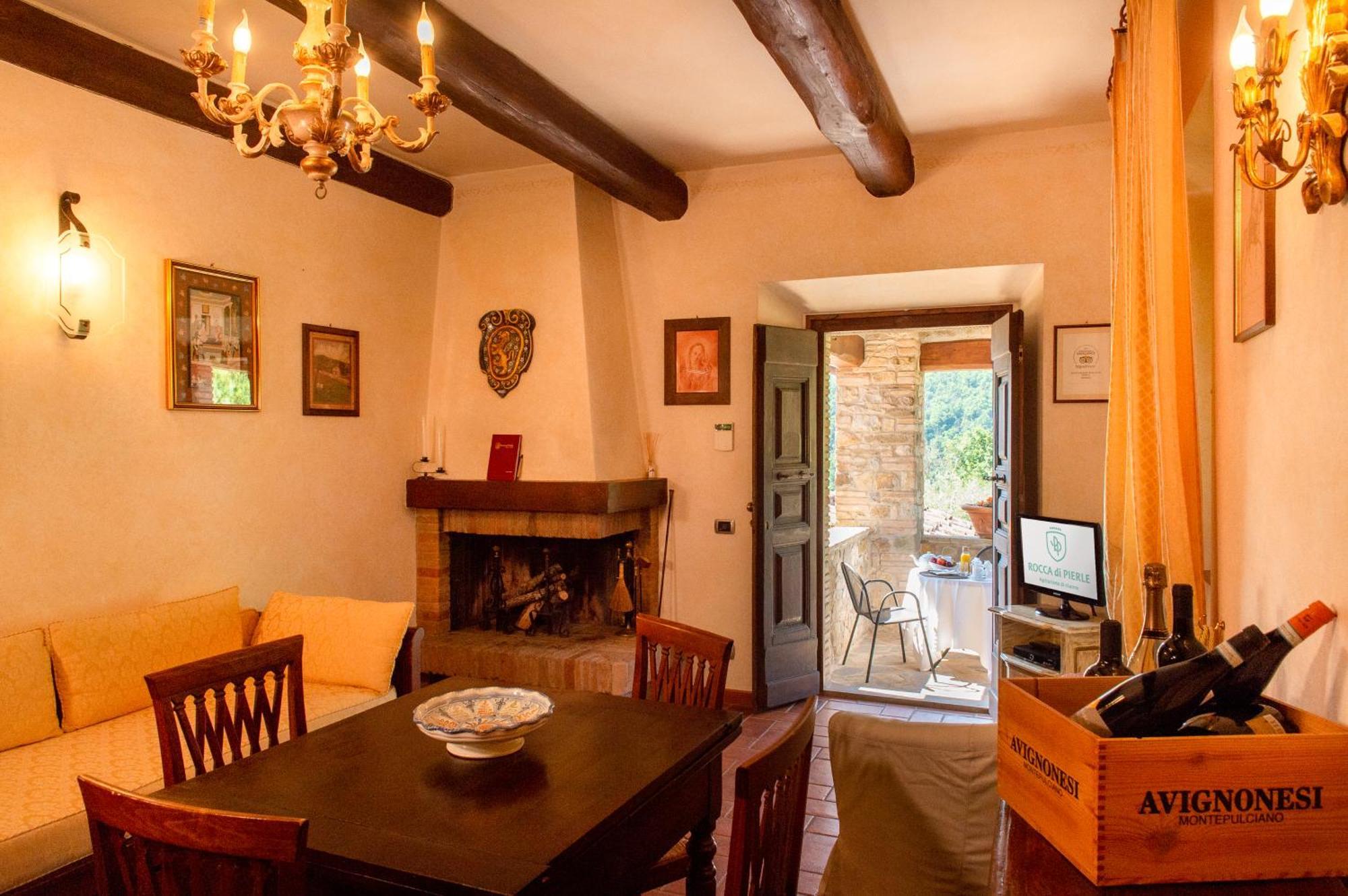 Rocca Di Pierle, Agriturismo Di Charme - Cortona Mercatale  Ngoại thất bức ảnh
